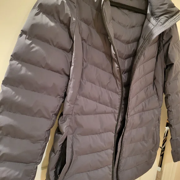 Women's Gray Puffer Jacket - Picture 4 of 13